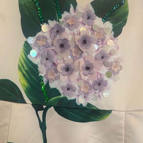 Medium mermaid style light pink/champagne dress with floral print - Picture 2 of 10